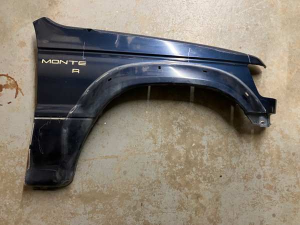 USED - MONTERO Gen2 - Front Fender