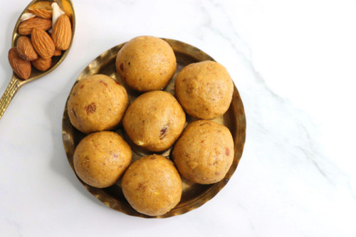 Buy fresh Besan Laddu online. Rich, aromatic gram flour laddoos crafted for weddings, festivals, and special occasions.
