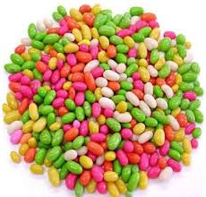 Sweet sugar-coated fennel seeds (saunf) – a natural mouth freshener and digestive delight. Refresh your breath after meals with premium Indian mukhwas.