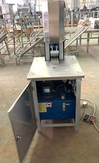 Hydraulic Beef Hoof Remover