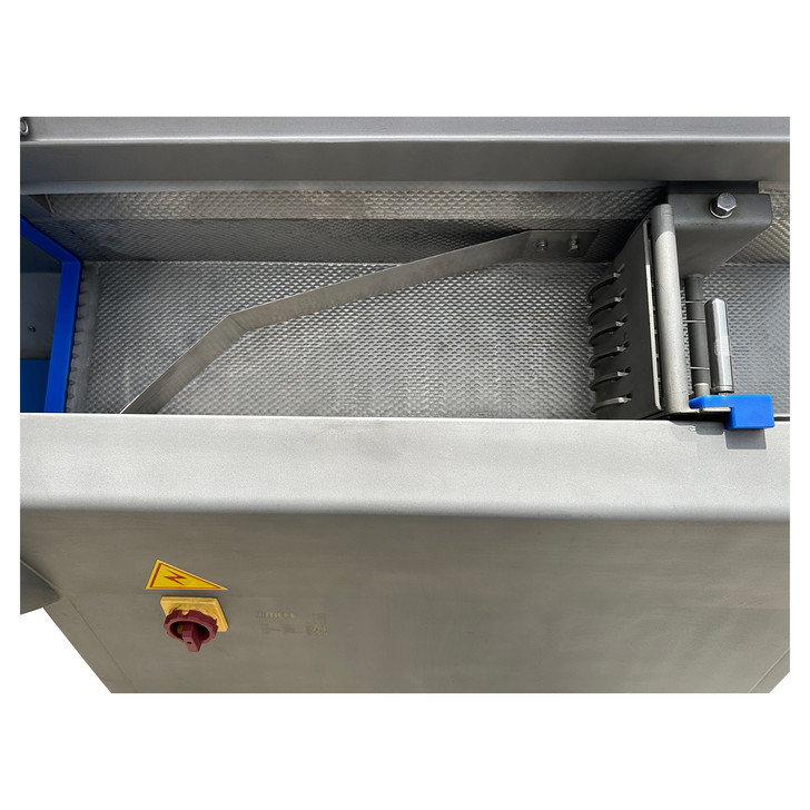 Automatic Slicing Machine and Conveyor