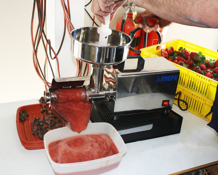 MEFE Sauce / Juice Machine