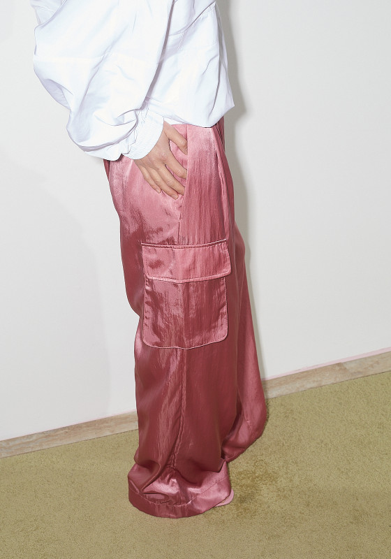 Tibi Shiny Nylon Pleated Stella Cargo Pants - Rose - LE POINT