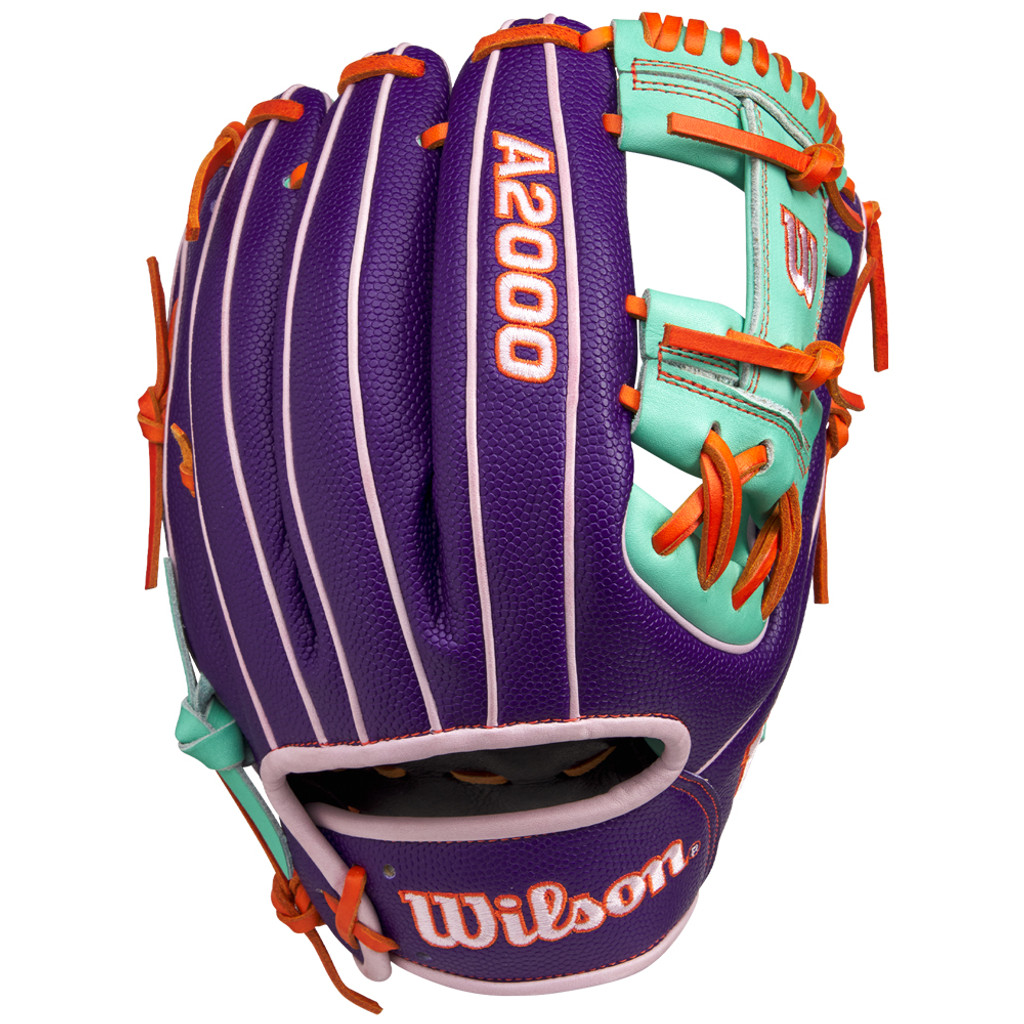 WILSON A2000 1975 - GOTM APRIL 2025 - 11.75" BASEBALL GLOVE 