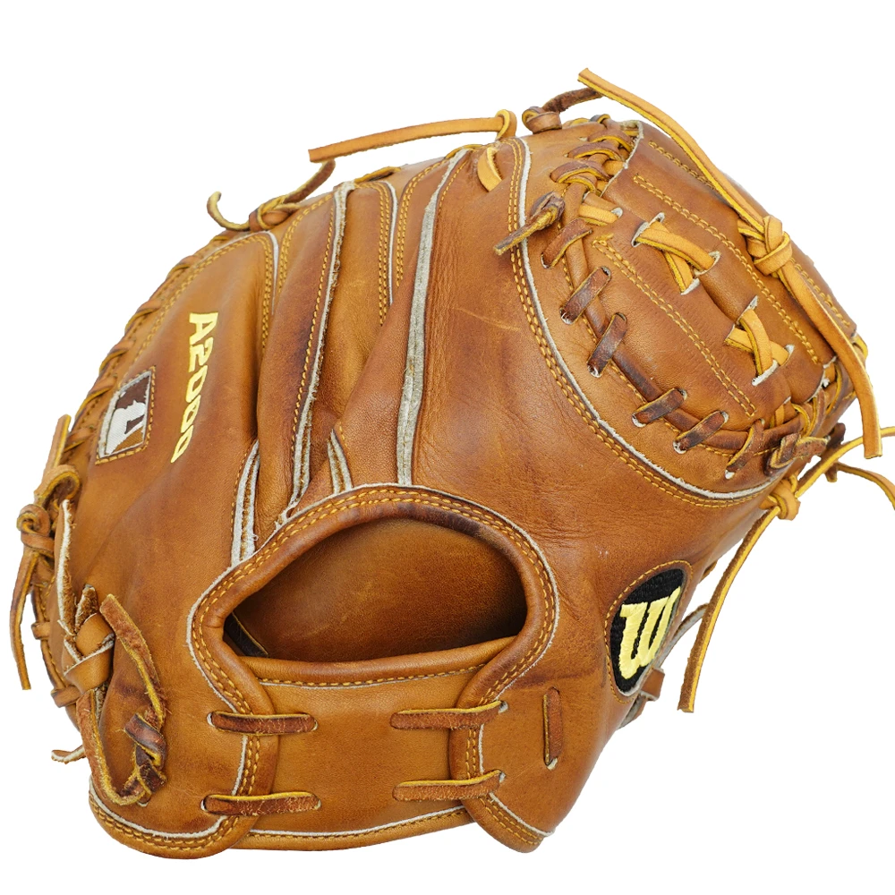 *USED* WILSON A2000 1791 - A2403BB1791ST - 32.5" RHT CATCHER'S MITT