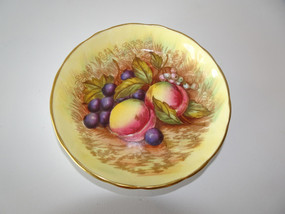 Aynsley Orchard Gold hand-painted fruit dish signed D. Jones