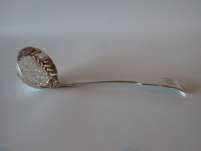 Antique sterling silver sifting spoon fiddle pattern London 1845 Samuel Hayne Dudley Cater