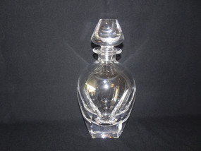 Vintage Moser crystal decanter designed by Rudolf Eschler with original stopper and sculptural Art Deco form.