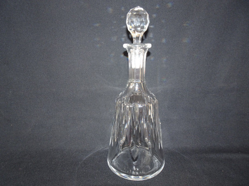 Lovely vintage French Baccarat crystal decanter with replacement stopper.