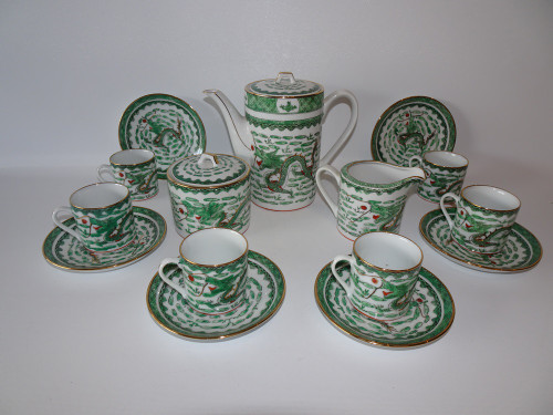 Lovely Chinese hand decorated 15 piece Guangcai porcelain green and gilt dragon coffee set circa 1960s.