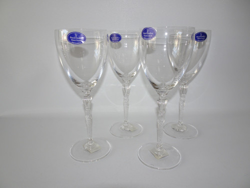 Vintage boxed set of 4 Royal Doulton Oxord stemware crystal goblets, made in Austria.