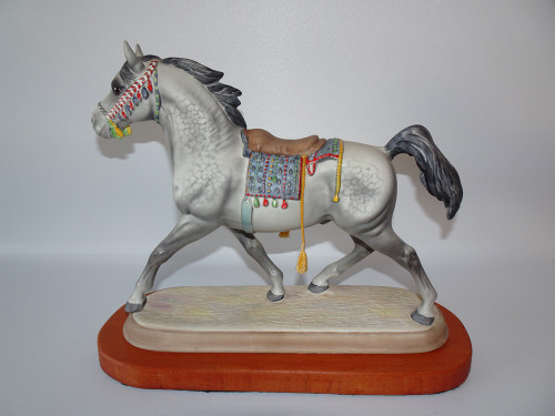Rare Beswick Arab stallion with saddle by designer Albert Hallam dated between 1970-1975.