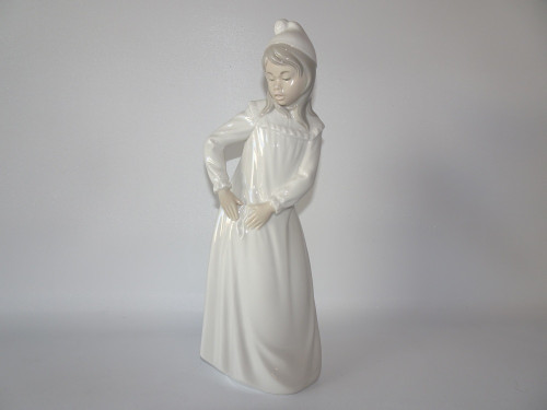 Vintage Nao by Lladro Girl with Torn Nightgown figurine, 30cm porcelain collectible