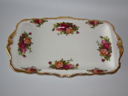 Royal Albert Old Country Roses vintage sandwich tray with gold trim and floral pattern