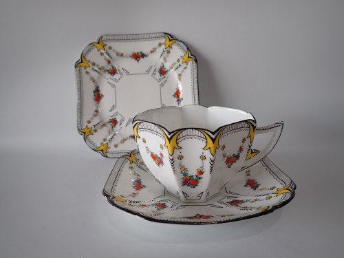 Shelley Queen Anne Trio Garland of Fruit Pattern 11501 circa 1926 English porcelain tea set