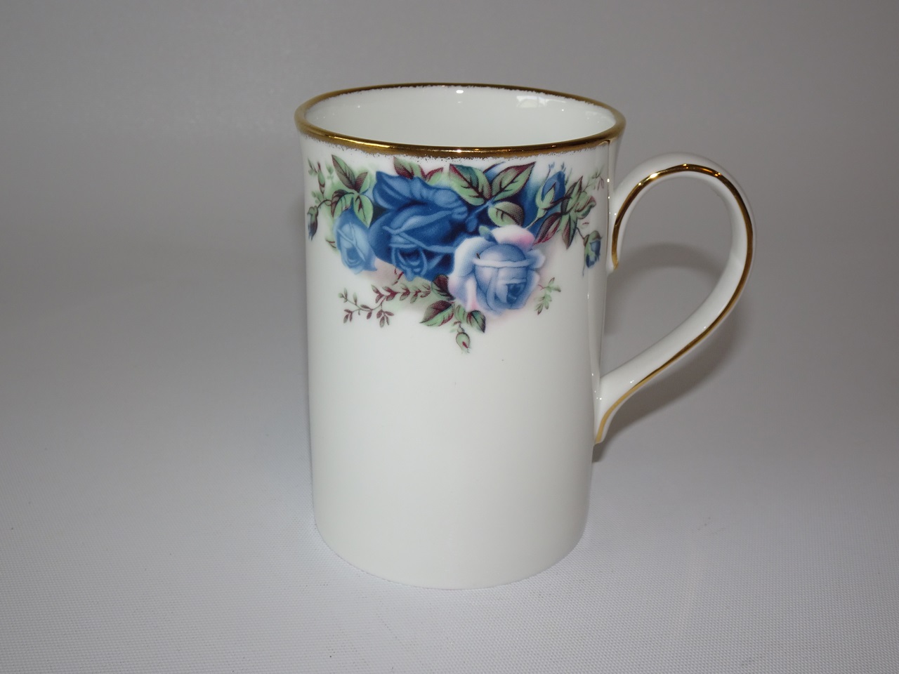 Royal Albert Moonlight Rose Mug