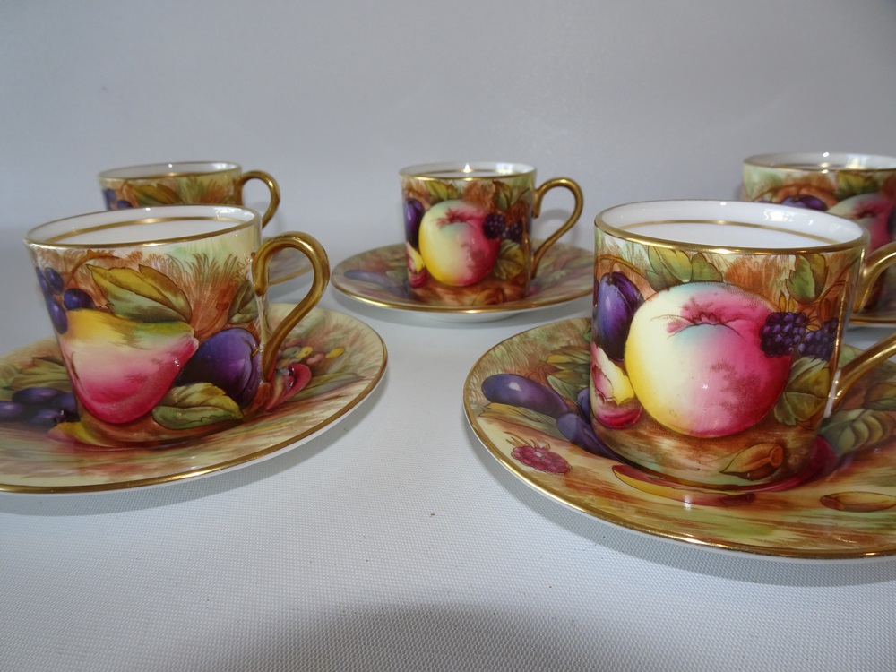 Aynsely Fruit and Berry Coffee Cups