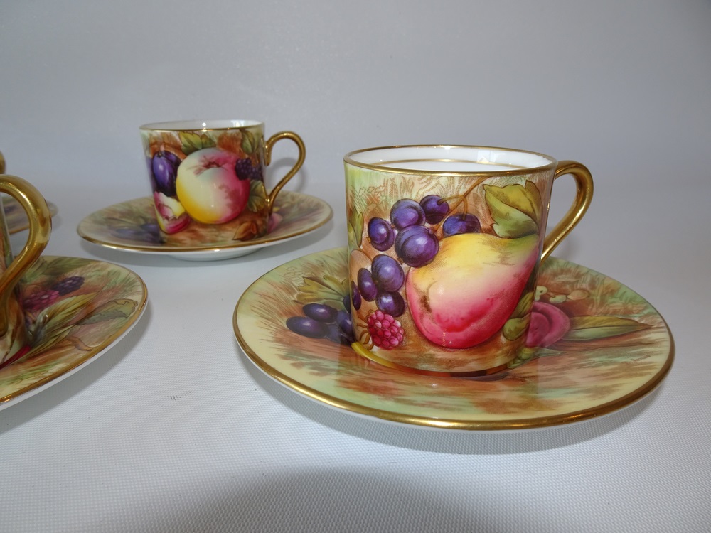 Aynsely Fruit and Berry Coffee Cups