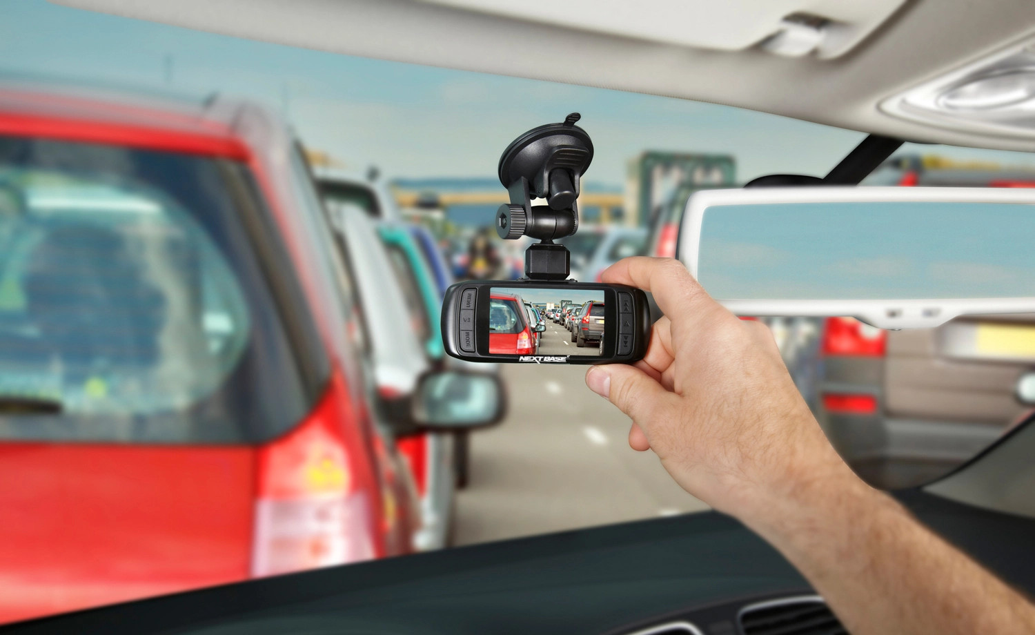 First major insurer now offers discounts to all motorists using a Nextbase dash cam