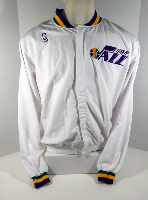 1992-93 Utah Jazz Corey Crowder #15 Game Used White Warm Up Jacket DP04844