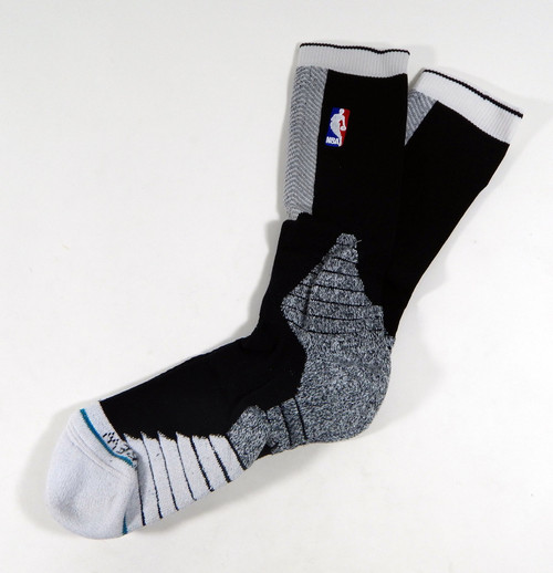 2015-16 Brooklyn Nets Willie Reed #33 Game Used Black Grey White Socks DP03440