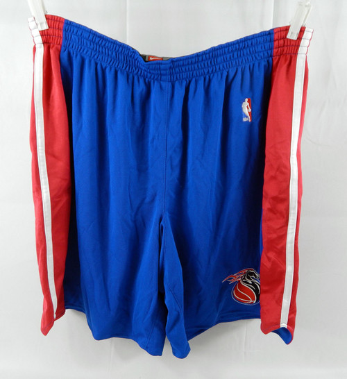 2002-03 Detroit Pistons Richard Hamilton #32 Game Used Blue Shorts 48 069