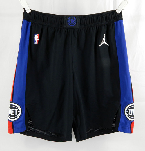 2024-25 Detroit Pistons Game Issued Black Shorts City XL 40 349