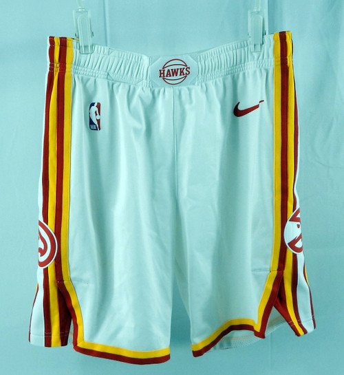 2023-24 Atlanta Hawks Dejoute Murray #5 Game Used White Shorts Pacman L 38 797