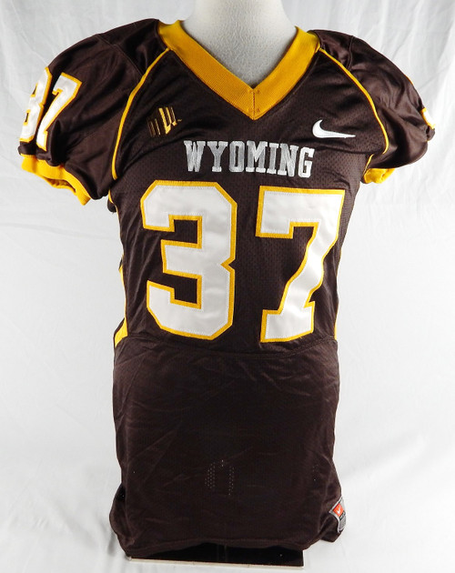 2012 Wyoming Cowboys Brandon Albright #37 Game Used Brown Jersey Football L 348