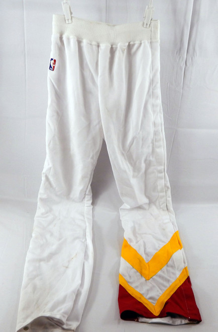 1989-90 Atlanta Hawks Game Issued White Warm Up Pants 36 530