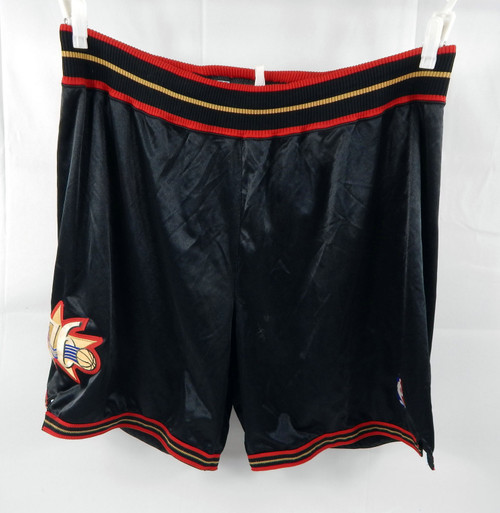 2006-09 Philadelphia 76ers Game Issued Black Shorts 44 134