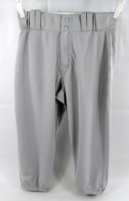 2018 New York Yankees David Robertson #30 Game Used Grey Pants 32 692
