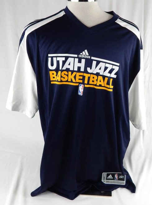 2010-11 Utah Jazz Demetris Nichols #10 Game Used Navy Shooting Shirt 2XL 183