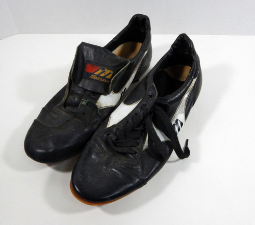 San Francisco Giants Frank Williams #47 Game Used Black Mizuno Cleats