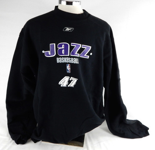 2002-04 Utah Jazz Andrei Kirilenko #47 Game Used Black Hoodie Sweatshirt XL 882