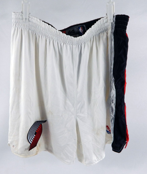 2003-04 Portland Trailblazers #9 Game Used White Basketball Shorts 44 052