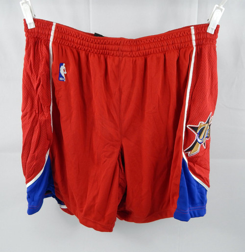 2006-09 Philadelphia 76ers Game Issued Red Shorts 44 197