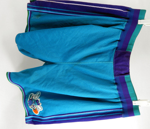 1997-98 Charlotte Hornets Donald Royal #5 Game Used Basketball Shorts 44 P101160