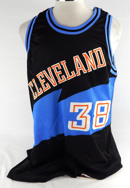 1995-96 Cleveland Cavaliers #38 Game Issued Black Jersey 46 822