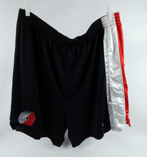 2004-06 Portland Trailblazers #10 Game Used Black Basketball Shorts 52 0454