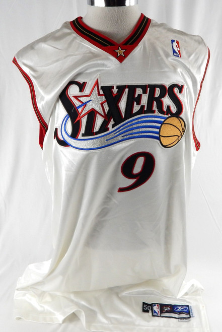 2005-06 Philadelphia 76ers Andre Iguodala #9 Game Issued White Jersey 50 360