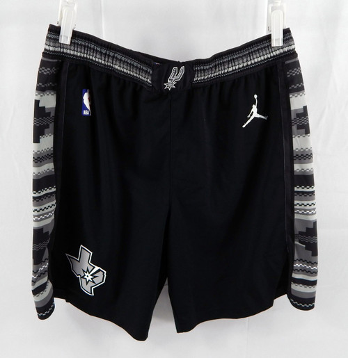 2024-25 San Antonio Spurs Harrison Ingram #55 Game Used Black Shorts Statement4