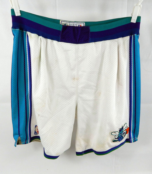 1997-98 Charlotte Hornets Corey Beck #15 Game Used White Shorts 40 456