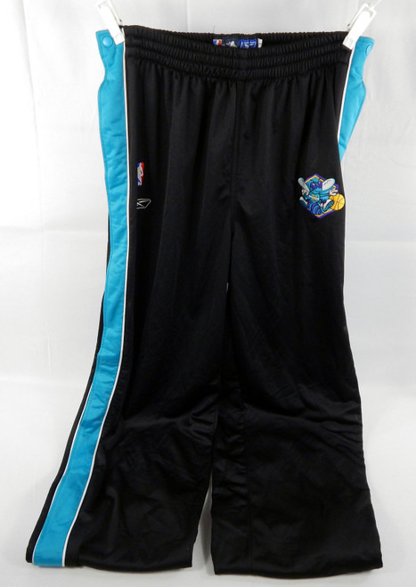 2004-06 New Orleans Hornets #32 Game Used Black Warm Up Pants XL 461
