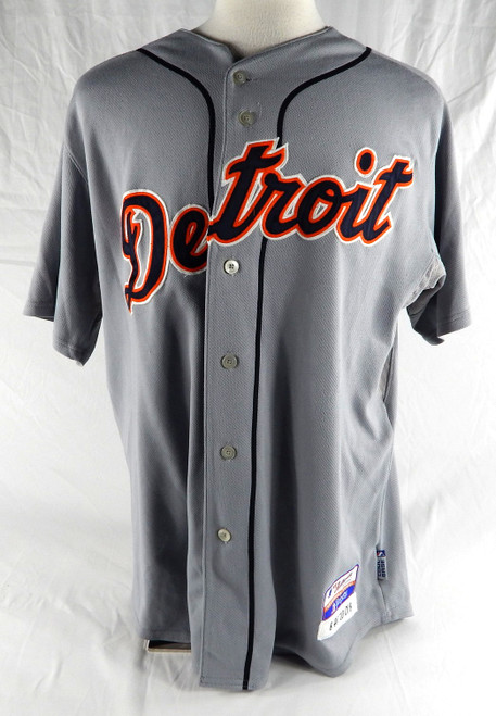 2010 Detroit Tigers Gerald Laird #8 Game Used Grey Jersey Name Number Strip
