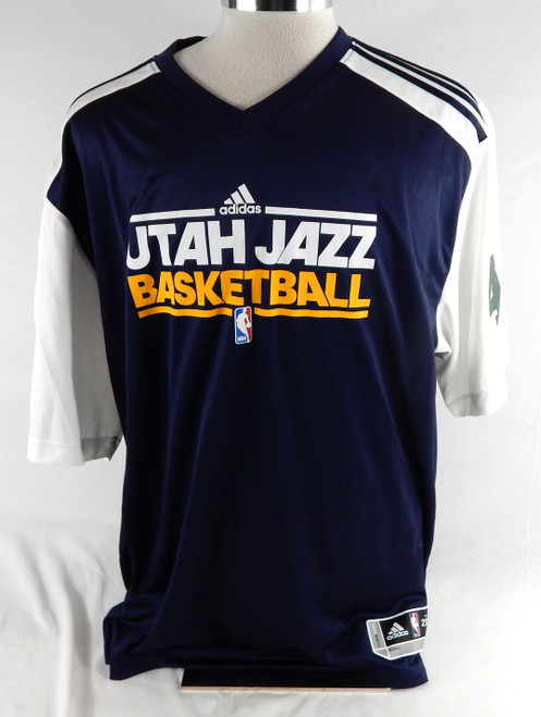 2010-11 Utah Jazz Jeremy Evans #40 Game Used Navy Shooting Shirt 2XT 197