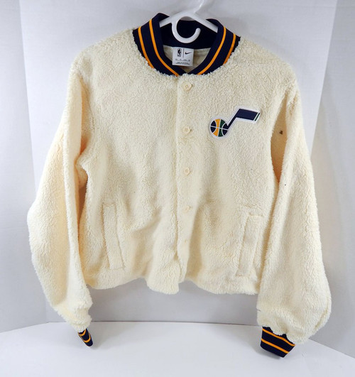 2021-22 Womens Utah Jazz Cream Fuzy Fleece Jacket Nike DO7694-113 NWT XS 83S