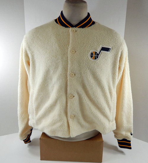 2021-22 Womens Utah Jazz Cream Fuzy Fleece Jacket Nike DO7694-113 NWT L 84S