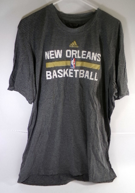 2015-16 New Orleans Pelicans Team Issued Grey Short Sleeve Training Shirt Size 4XLT