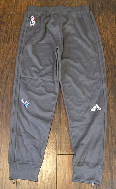 Charlotte Hornets Adidas Climawarm Team Issued Sweatpants Gray New Large +2"